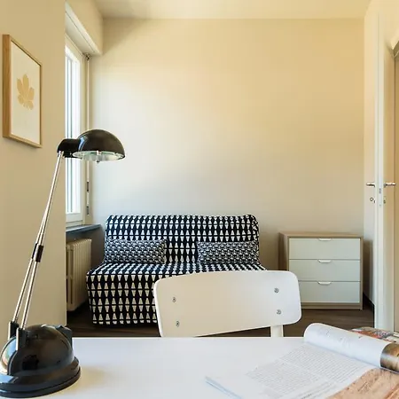 Numero Due Piazza Mazzini - Bymyhomeincomo Exterior photo