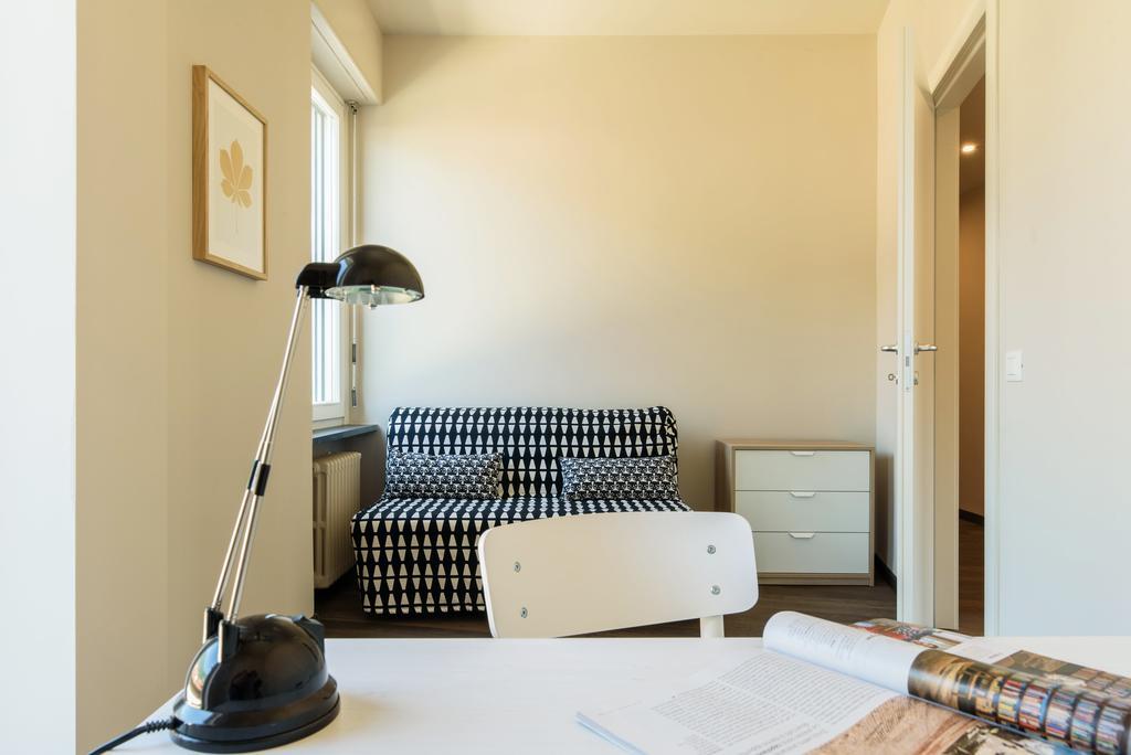 Apartment Numero Due Piazza Mazzini - Bymyhomeincomo Como